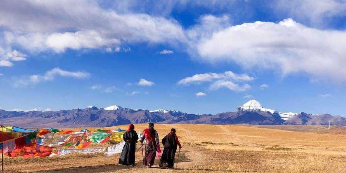 The Daily Life of the Buddhist Monk